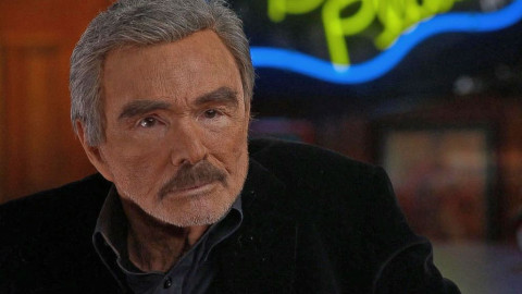 Arnold Schwarzenegger hingga Ryan Reynolds Berduka atas Kepergian Burt Reynolds