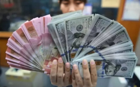 Rupiah Akhir Pekan Tergerus ke Rp14.625 per USD