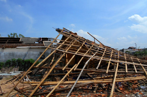 Kondisi Ratusan Rumah Warga Bekasi Pasca-Diterjang Puing Beliung