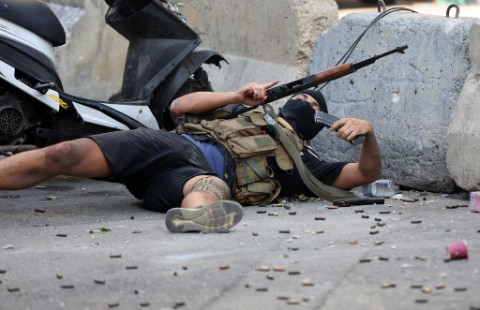 Baku Tembak di Lebanon Libatkan Senjata RPG dan AK-47