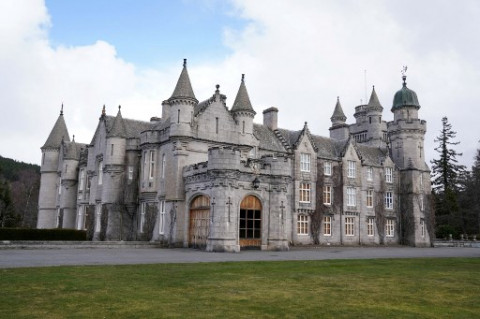 Kastil Balmoral, dari Pondok Berburu Raja Skotlandia hingga Tempat Favorit Ratu Elizabeth II