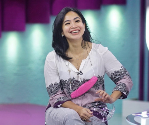 Ikuti Jejak KD dan Ayu Ting Ting, Feni Rose Lakukan Perawatan Ini
