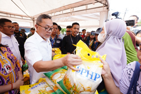Keliling Jakarta, Mendag Zulkifli Hasan Klaim Hampir Semua Harga Bahan Pokok Turun