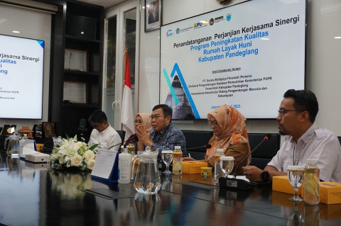 SMF Salurkan Rp1,285 Miliar Benahi Rumah di Kawasan Kumuh Pandeglang