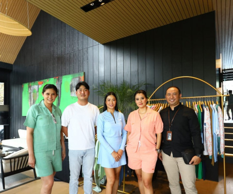 Marcella Zalianty Buat Pakaian Golf Ramah Lingkungan