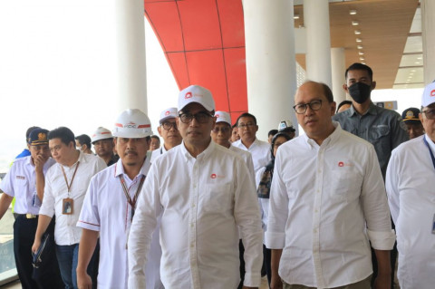 Menhub Jajal Kereta Cepat dari Halim ke Kota Bandung