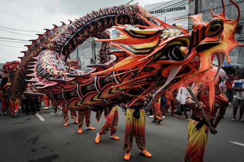 Meriahnya Perhelatan Budaya Cap Go Meh di Karawang