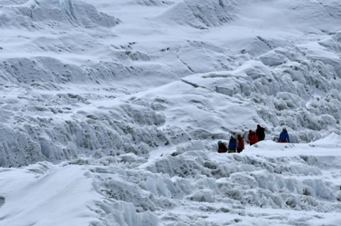 Pegawai Kemendikbudristek Meninggal Saat Mendaki di Gunung Everest