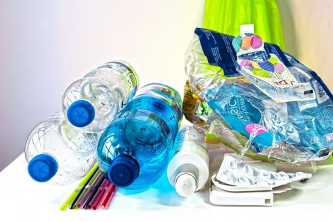 Apa Itu Mikroplastik? Ini Deretan Bahayanya Bagi Kesehatan Manusia