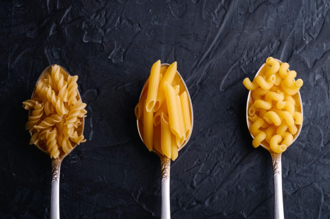 Bukan Cuma Estetika, Ternyata Ini Alasan Bentuk Pasta Banyak Banget
