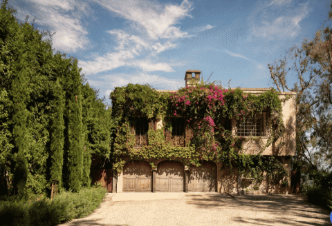 Rumah Bekas Vokalis Red Hot Chili Peppers Dijual Rp176 Miliar