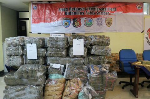 Polda Sumbar Sita 270 Kg Ganja Kering
