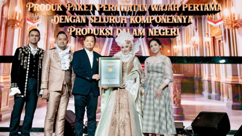 Bangga Banget! MS Glow Raih MURI untuk Komponen Produksi Dalam Negeri