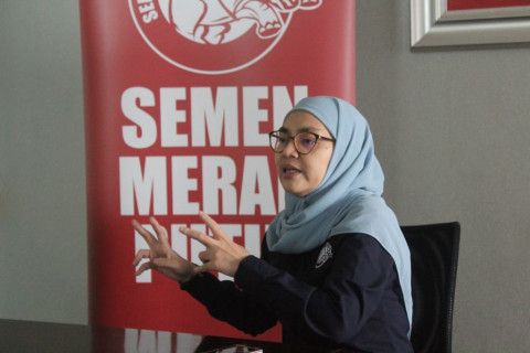 Kartini Zaman Now: Tangguh di Tengah Debu dan Semen