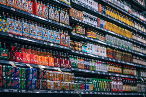 Jenis-jenis Minuman yang Bikin Cepat Tua, Yuk Hindari!