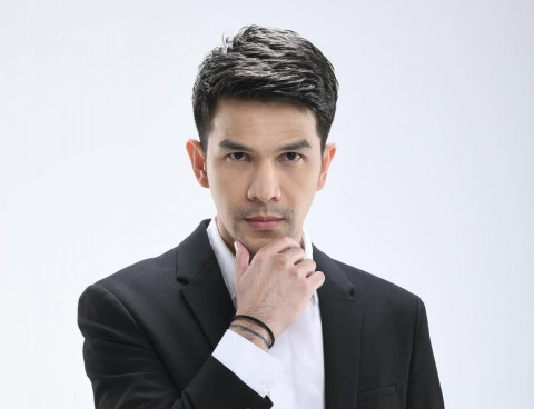 Jonathan Frizzy Dua Kali Bertemu Perantara Bandar Vape Ilegal di Thailand