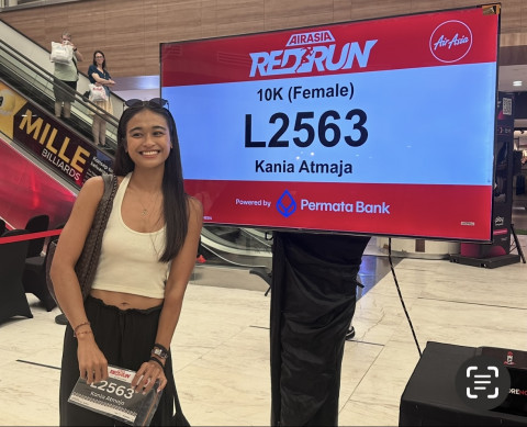 Perenang Kania Atmaja Jajal Lomba Lari 10K di AirAsia RedRun 2025