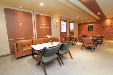 Sentuhan Warna untuk Suasana Ruangan yang Lebih Hangat