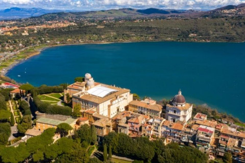 Setelah Satu Dekade, Paus Kembali ke Castel Gandolfo! Intip Keindahannya