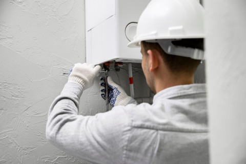 Ingin Pasang <i>Water Heater</i>? Cek Dulu 6 Hal Wajib Berikut Ini!