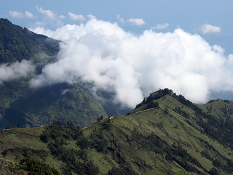 Tingkatan Gunung Paling Sulit Didaki di Indonesia, Gunung Tujuanmu Grade Berapa?