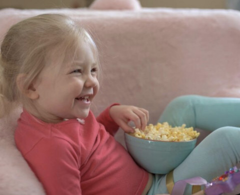 Bolehkah Balita Konsumsi Popcorn? Begini Kata Para Ahli