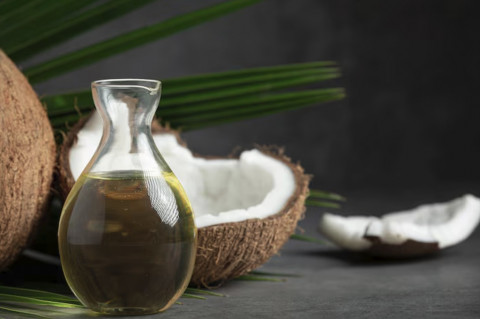 5 Cara Cerdas Manfaatkan Minyak Kelapa untuk Masak, Kulit, dan Kesehatan Anak