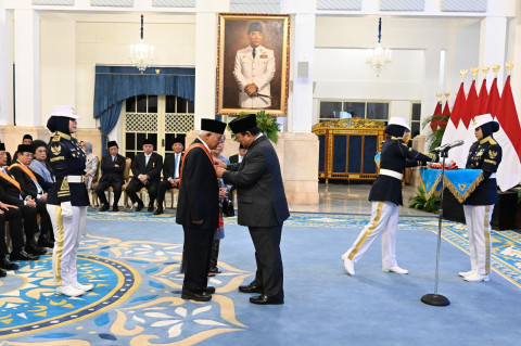 Presiden Anugerahi Bintang Mahaputera Adipurna untuk Purnomo Yusgiantoro, Ini Profilnya