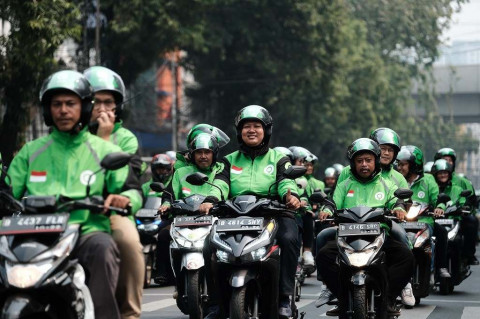 Warganet Negara Tetangga Ramai Kirim Makanan untuk Ojol di Tengah Aksi Demo