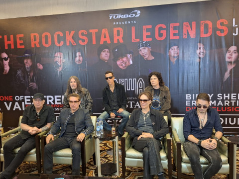 Tampil di Konser Dewa 19, Steve Vai Puji Ahmad Dhani