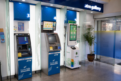 bank bjb Persembahkan Pelayanan Spesial di Harpelnas 2025
