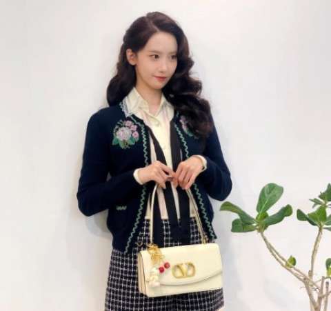 Intip 5 Gaya Fashion Yoona, Sang Koki di Drakor Bon Appétit, Your Majesty