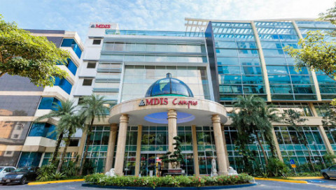 Kepoin Kampus MDIS Singapura, Viral Gara-Gara Gibran