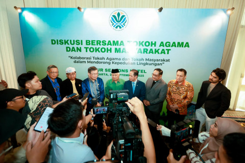 KLH/BPLH Ajak Tokoh Agama dan Masyarakat Atasi Krisis Lingkungan