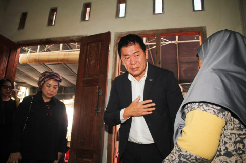 Presiden Gimnastik Internasional Sambangi Keluarga Naufal di Gresik