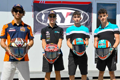 Bawa Indonesia Kian Mendunia, KYT Bikin Edisi Spesial Buat Pembalapnya