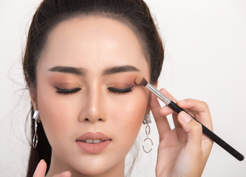 Tutorial Eye Make Up Sesuai Bentuk Mata Pakai 3 Produk Wardah