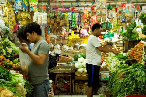 Kabar Baik di Pasar! Harga Cabai, Bawang dan Beras Turun