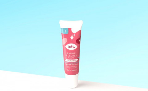 4 Rekomendasi Lip balm Buat Bibir Lembap dan Lembut