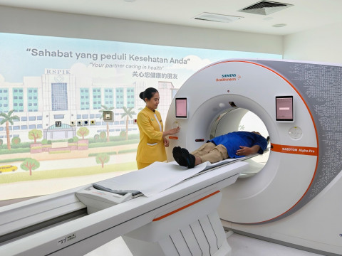 RS Pantai Indah Kapuk Jadi yang Pertama Pakai CT Scan Naeotom Alpha.Pro