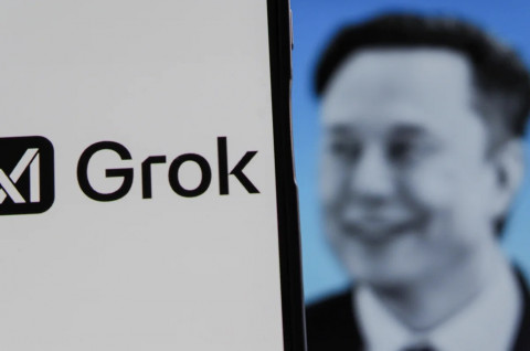 AI Punya Elon Musk Grok Bisa Ucapkan I Love You