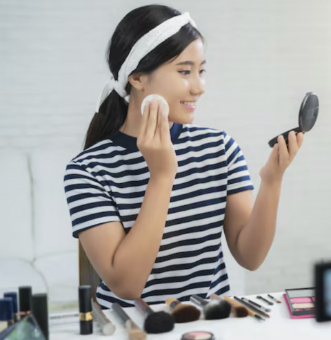 4 Rekomendasi Bedak Bagus dan Tahan Lama untuk Anak Sekolah, Harga Mulai dari Rp30 Ribuan