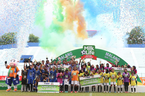 MI Al-Ihsan dan SDN Mojorejo 01 Kampiun MLSC Malang Seri 1