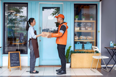 54% UMKM Optimistis Hadapi 2026, Logistik Murah Jadi Kunci