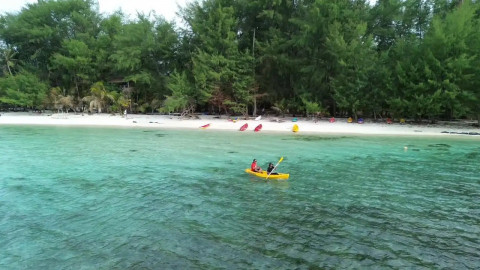 5 Tips Liburan ke Karimunjawa agar Lebih Nyaman dan Hemat