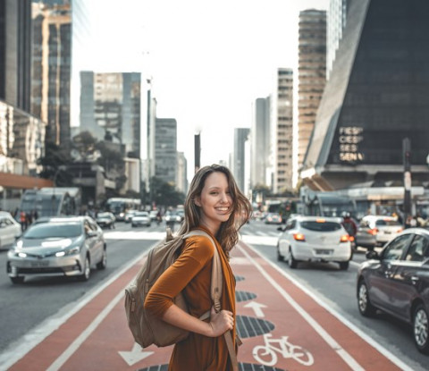 Jelajahi Wisata Berbeda Gen X hingga Gen Z