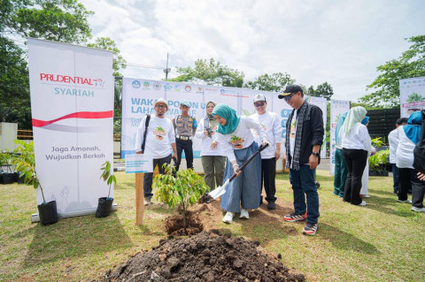Merawat Bumi Bersama, Gerakan Penanaman Pohon yang Libatkan Komunitas dan Pelajar