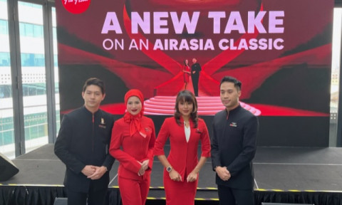 AirAsia Perbarui Kebijakan Seragam Pramugari, Kini Bisa Berhijab