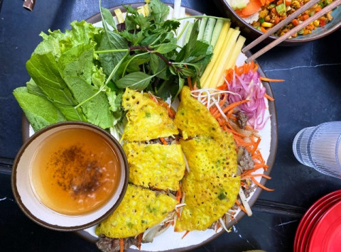 Melacak Jejak Rasa Hanoi: 6 Rekomendasi Kuliner Ikonik yang Harus Dicicipi