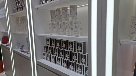 Skincare dengan Formulasi Cinnamon+ Kini Hadir di Indonesia